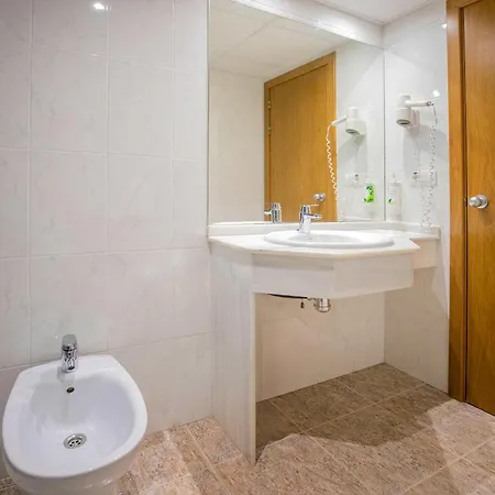 호텔 Servigroup Romana 3*