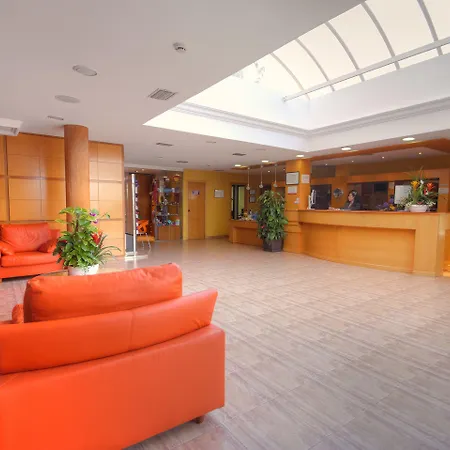 Отель Servigroup Romana