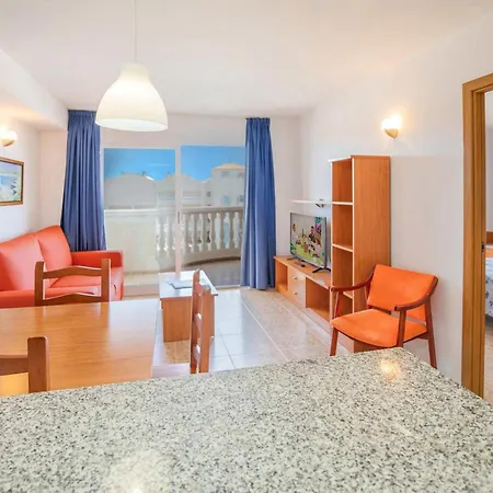 Отель Servigroup Romana