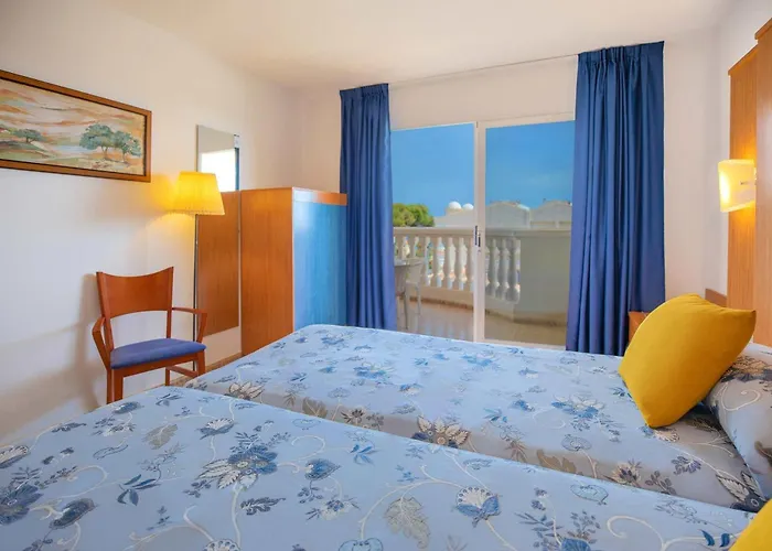 Servigroup Romana ホテル 3*